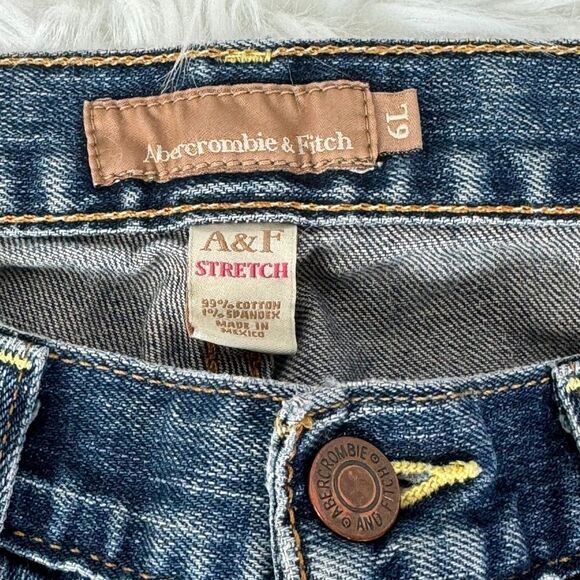 Abercrombie & Fitch Y2K Vintage Relaxed Leg Busted Knee Cropped Jeans Sz 6L - Picture 7 of 15